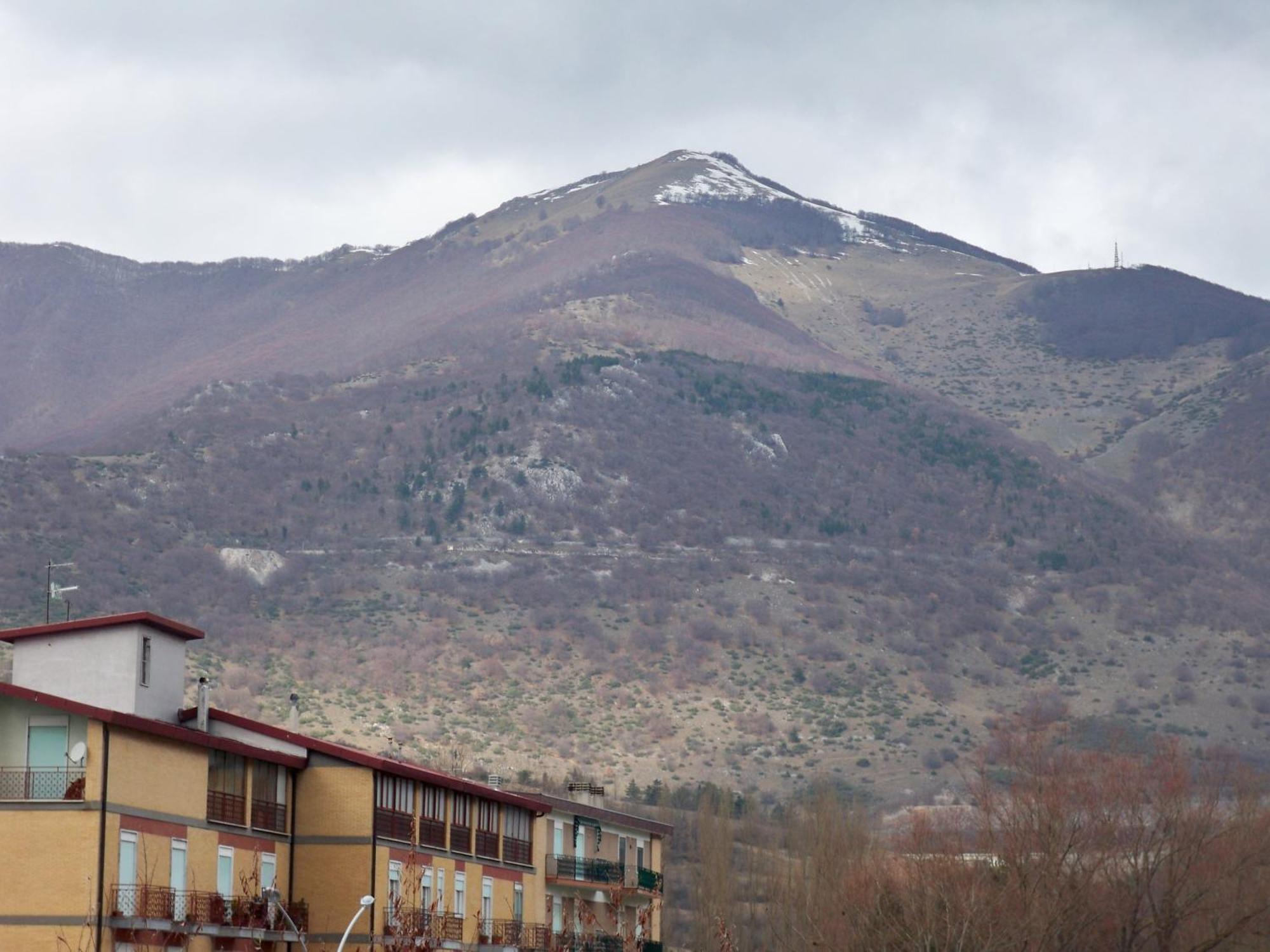 Albergo Corradetti Кастель-ди-Сангро Экстерьер фото
